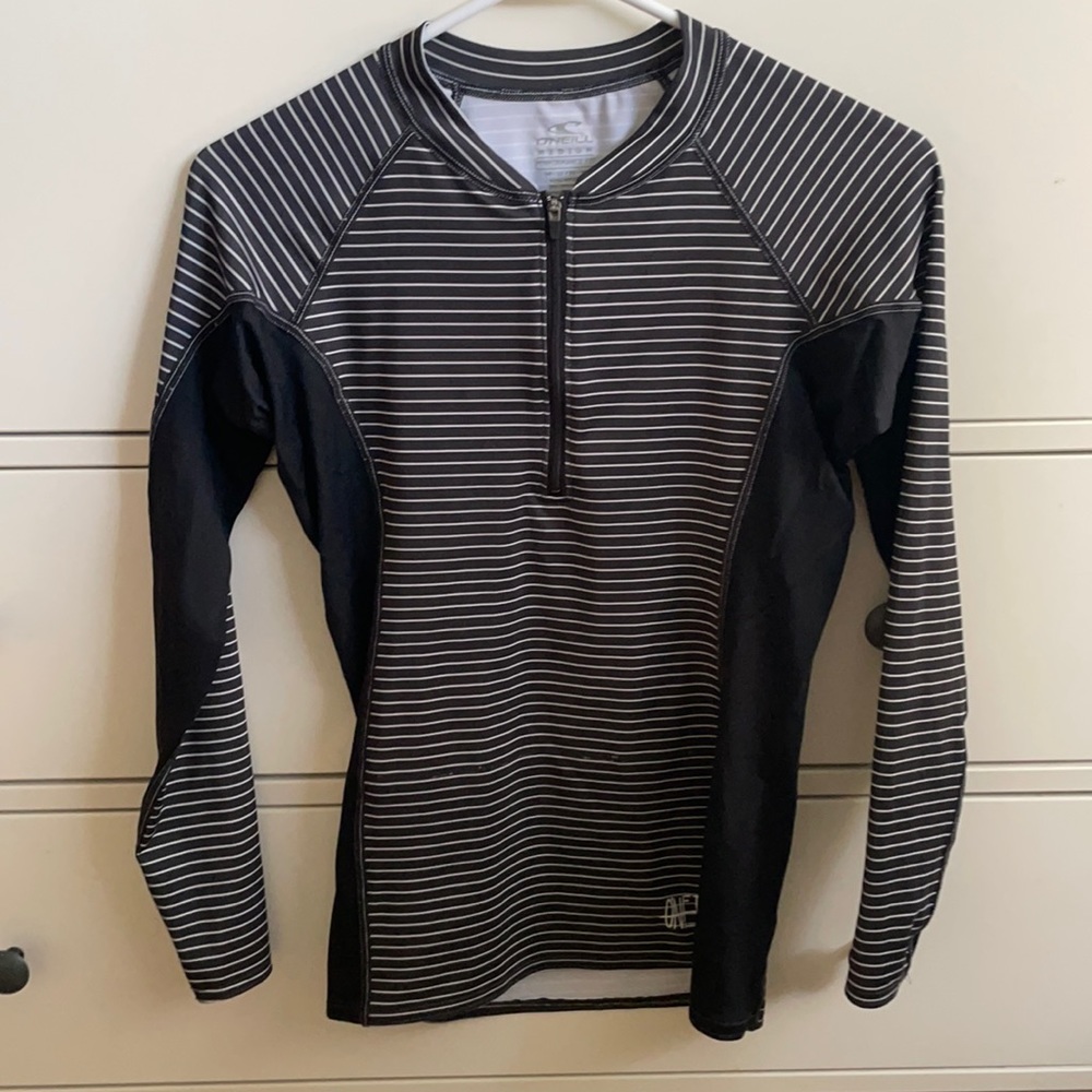 O’neill Black And White Striped Rash Guard - Gem